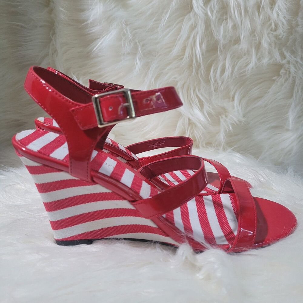 Ann Marino Red & White‎ Wedge Sandals Women's Size 7.5M  NWOT
